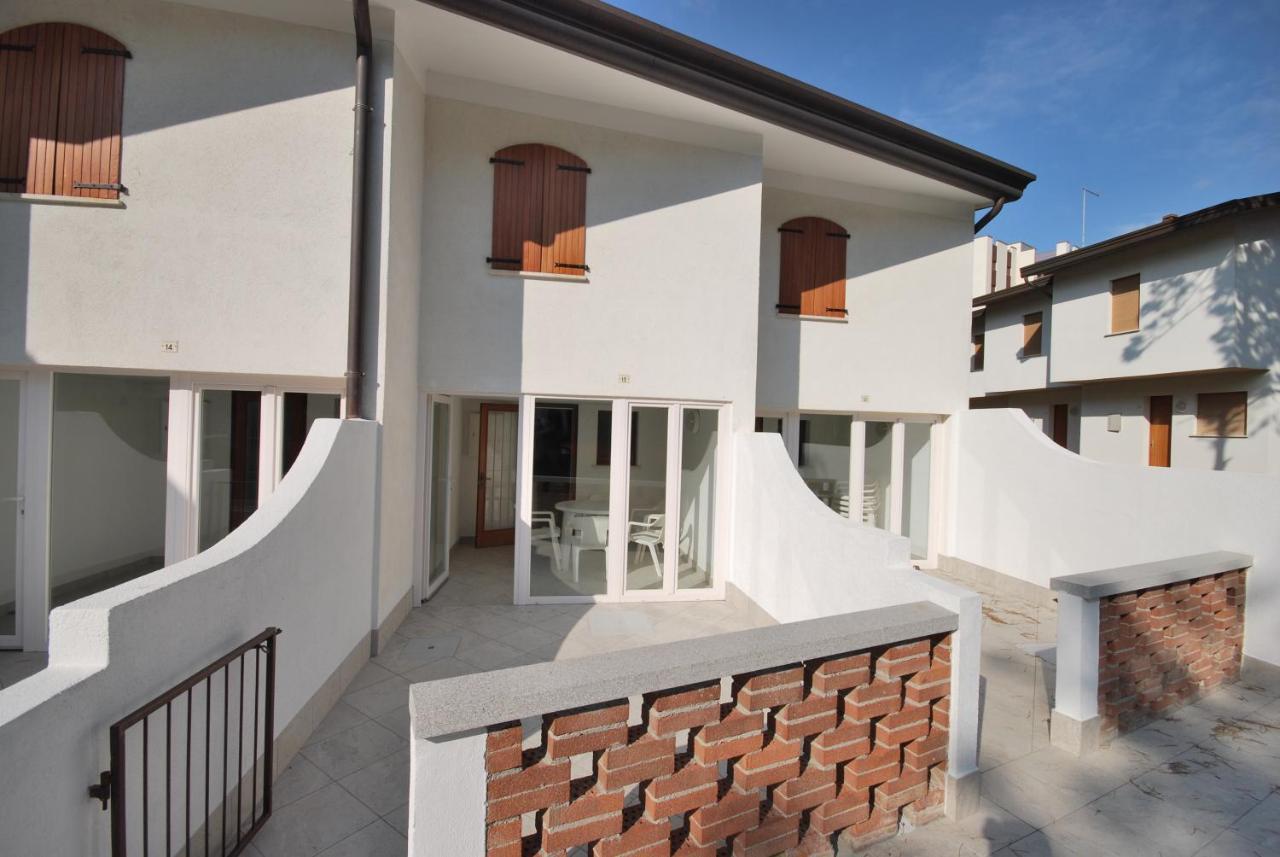 Villaggio Delfino Бибионе Экстерьер фото