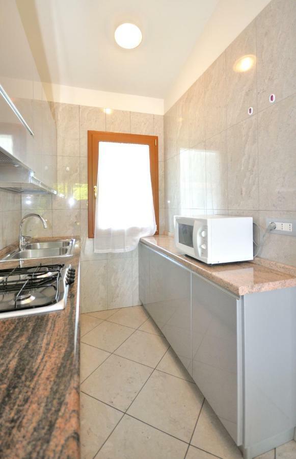 Villaggio Delfino Бибионе Экстерьер фото