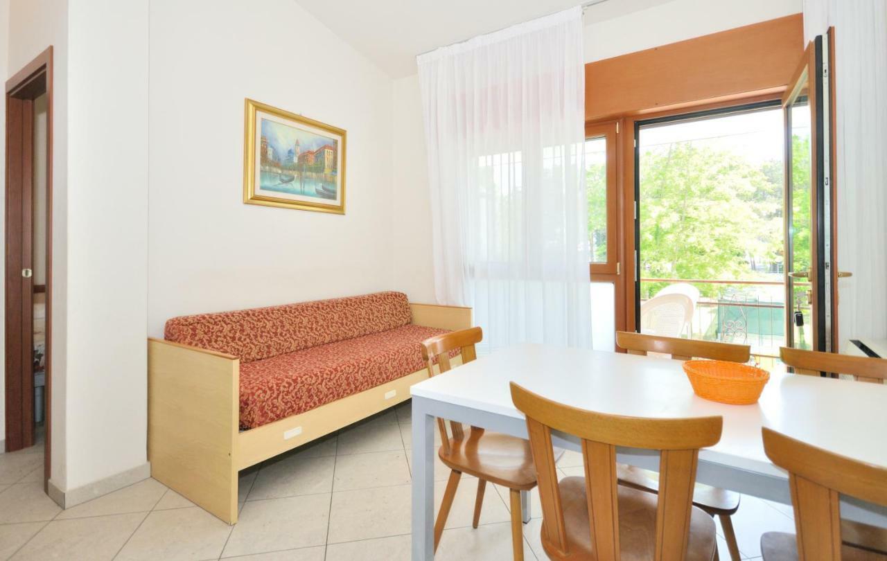 Villaggio Delfino Бибионе Экстерьер фото
